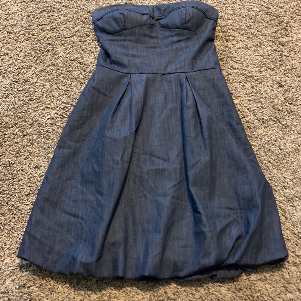 Strapless dress